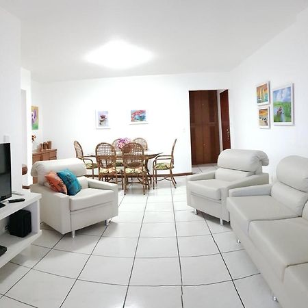 Apto em prédio frente mar, Meia Praia Itapema, 3 dorm, conforto para 8 pessoas Esterno foto