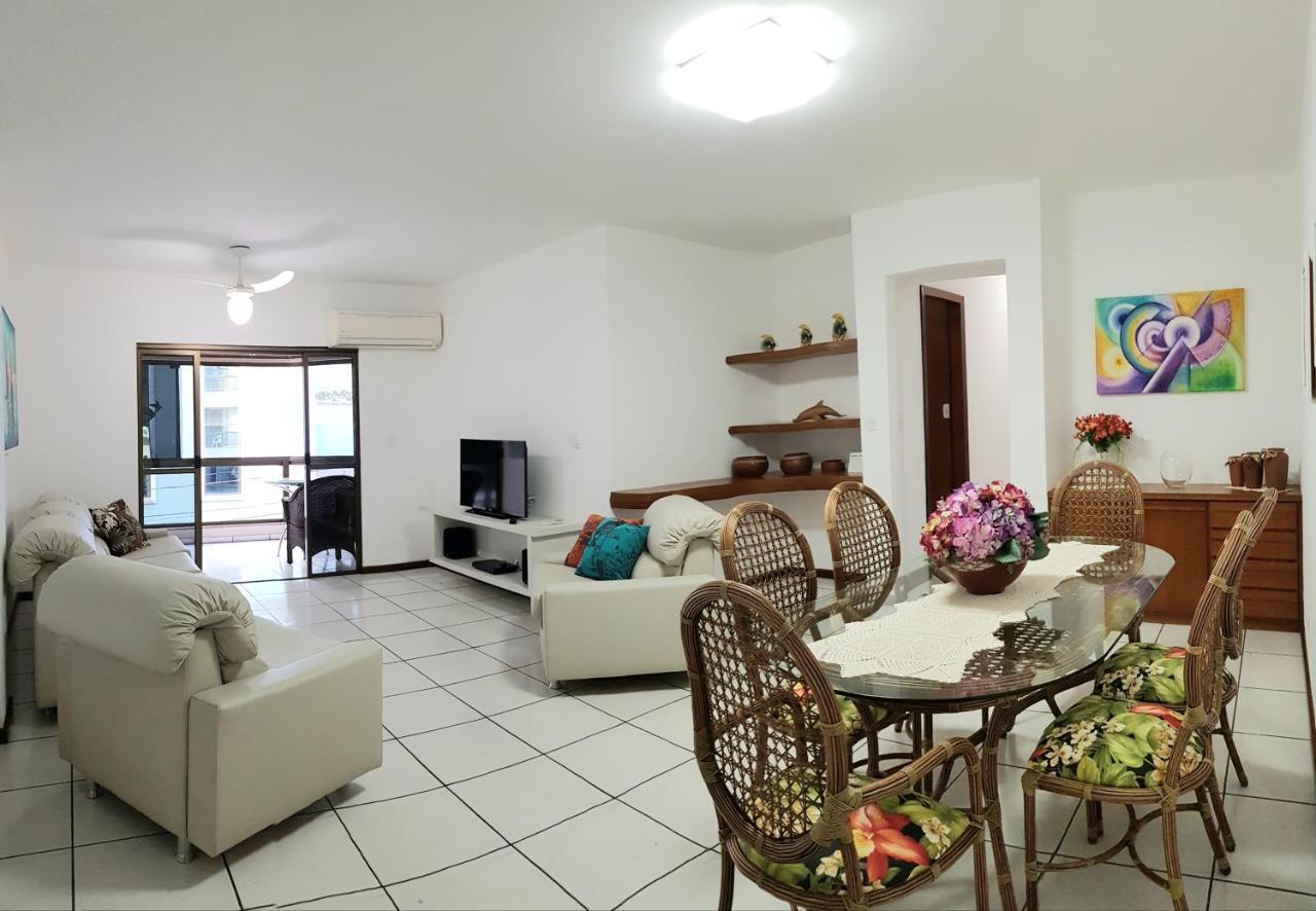 Apto em prédio frente mar, Meia Praia Itapema, 3 dorm, conforto para 8 pessoas Esterno foto