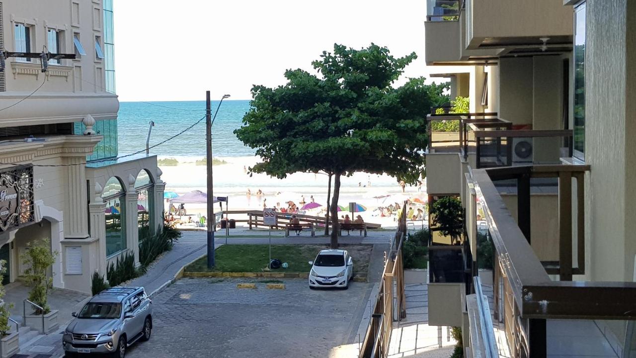 Apto em prédio frente mar, Meia Praia Itapema, 3 dorm, conforto para 8 pessoas Esterno foto