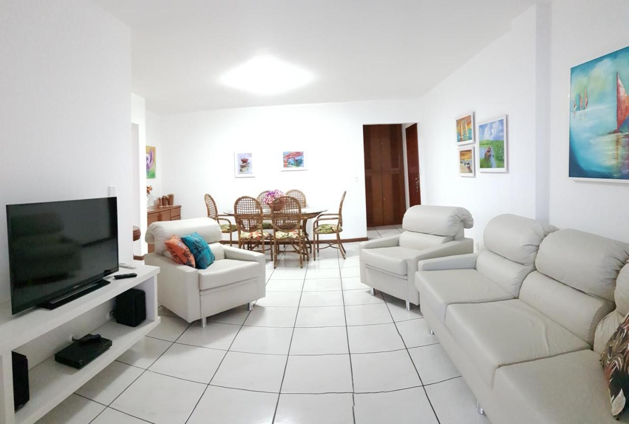 Apto em prédio frente mar, Meia Praia Itapema, 3 dorm, conforto para 8 pessoas Esterno foto