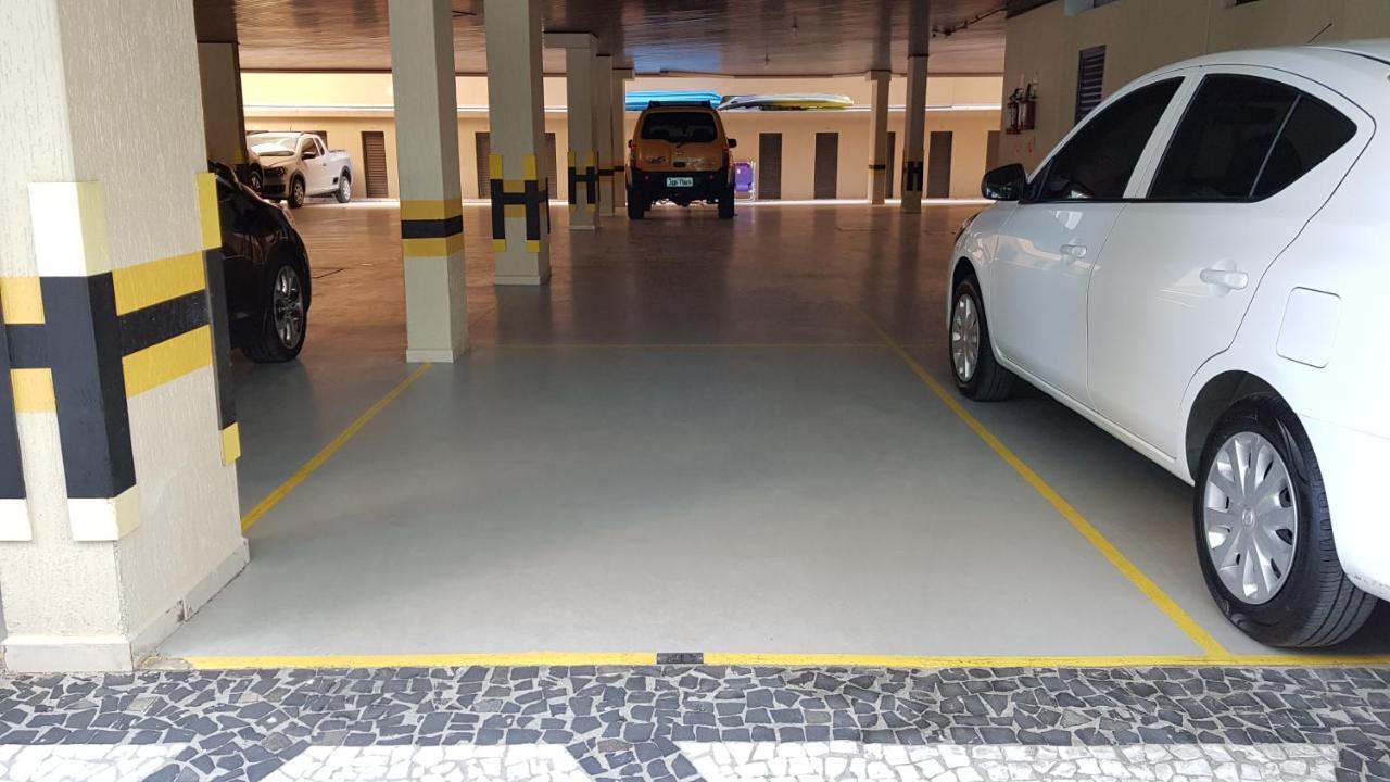 Apto em prédio frente mar, Meia Praia Itapema, 3 dorm, conforto para 8 pessoas Esterno foto