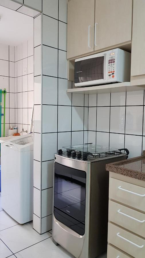 Apto em prédio frente mar, Meia Praia Itapema, 3 dorm, conforto para 8 pessoas Esterno foto